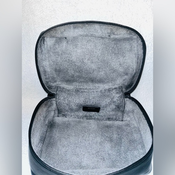 Gucci Horsebit Vanity Bag - Picture 7 of 16